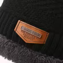 New Men's windproof hat, outdoor winter scarf, gloves, three-piece neckline, one plus cashmere insulated knit hat Official